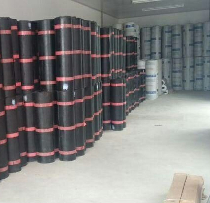 SBS防水卷材 防水建材 防水建材批发 建筑防水建材 三洋 改性沥青SBS防水卷材 防水材料 郓城丙纶厂家 具体价格面议图片_高清图_细节图-郓城县环科环卫设备制造 -